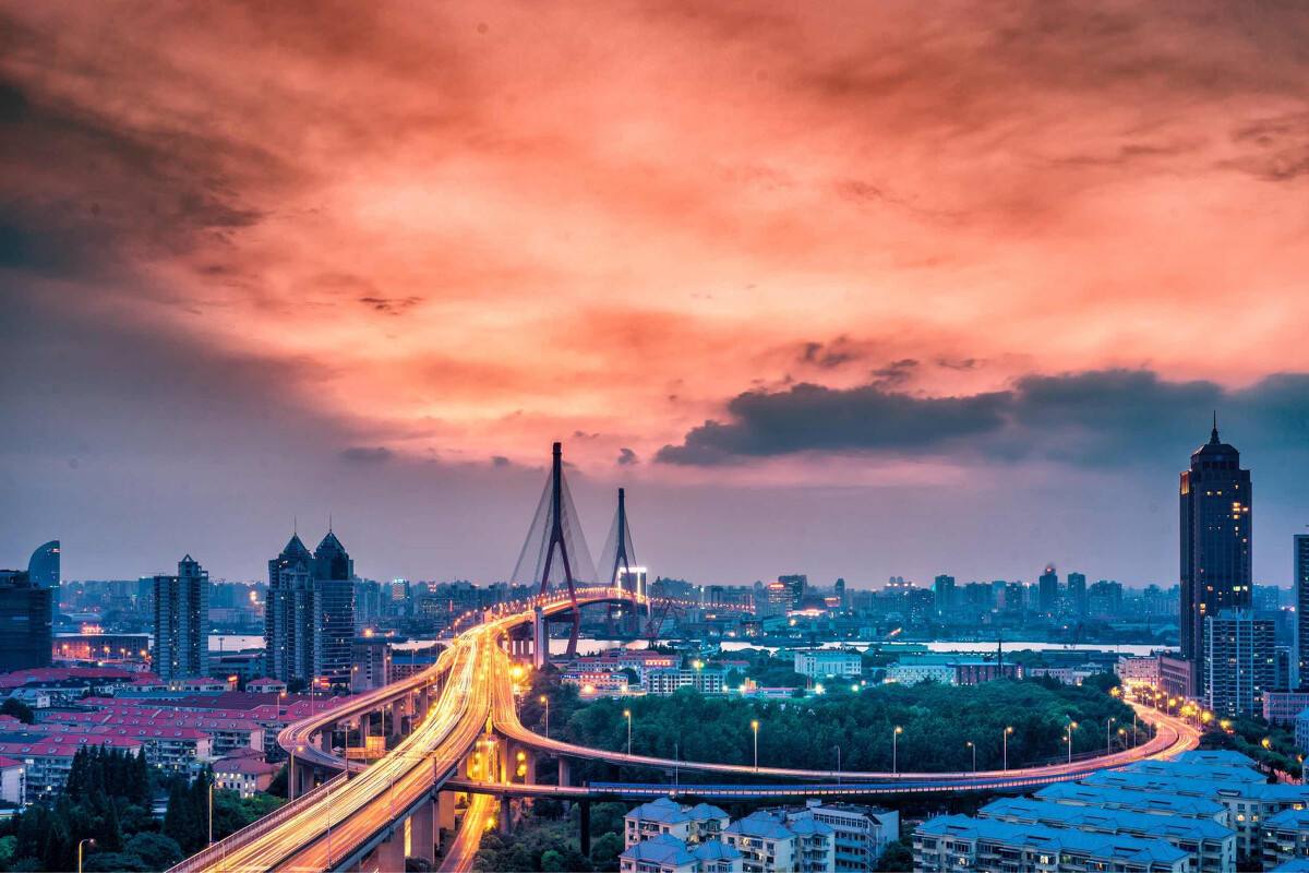 写给当年上海二医大卫校的“家人们”