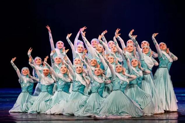 读《穆斯林的葬礼》