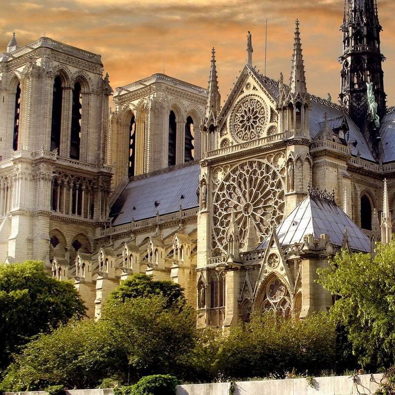 和小悠聊巴黎圣母院