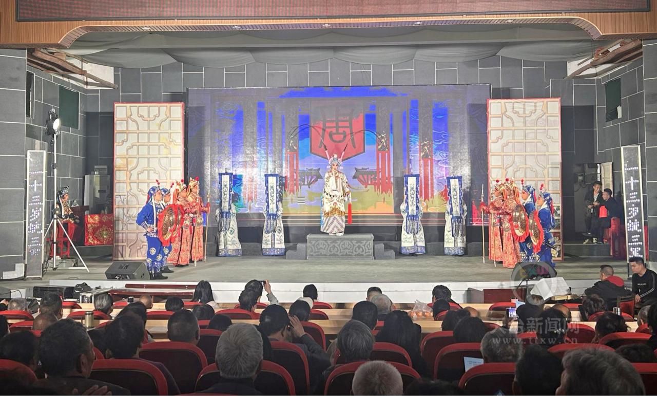 非遗盛宴下乡惠民 台州乱弹亮相后岸