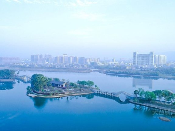 始丰湖公园建设进展顺利，打造城市绿色新地标