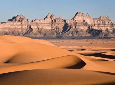 穿越撒哈拉:一场梦幻与现实交织的冒险