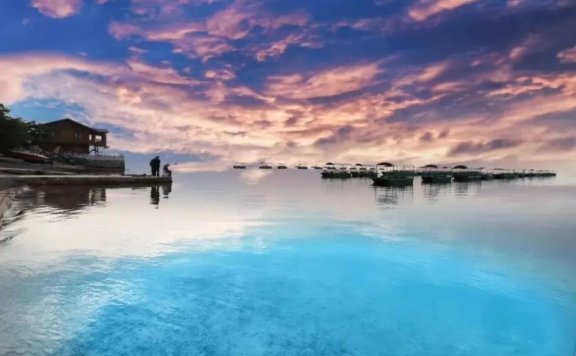 抚仙湖寻幽涤荡心灵